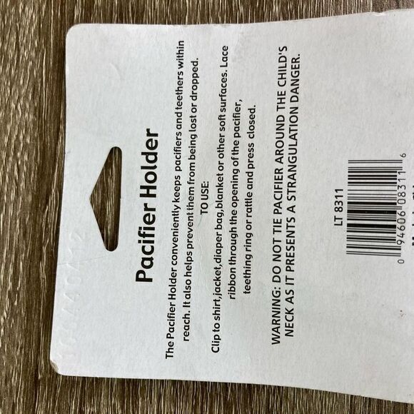 Pacifier Holder Baby Clip‎ Looney Tunes Boys Girls Toddler Babies Teether New - Picture 9 of 10